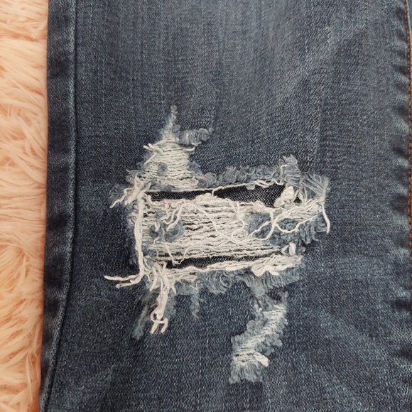 American Eagle Outfitters - Super Stretch Hi-rise Jegging - Distressed - Picture 5 of 12